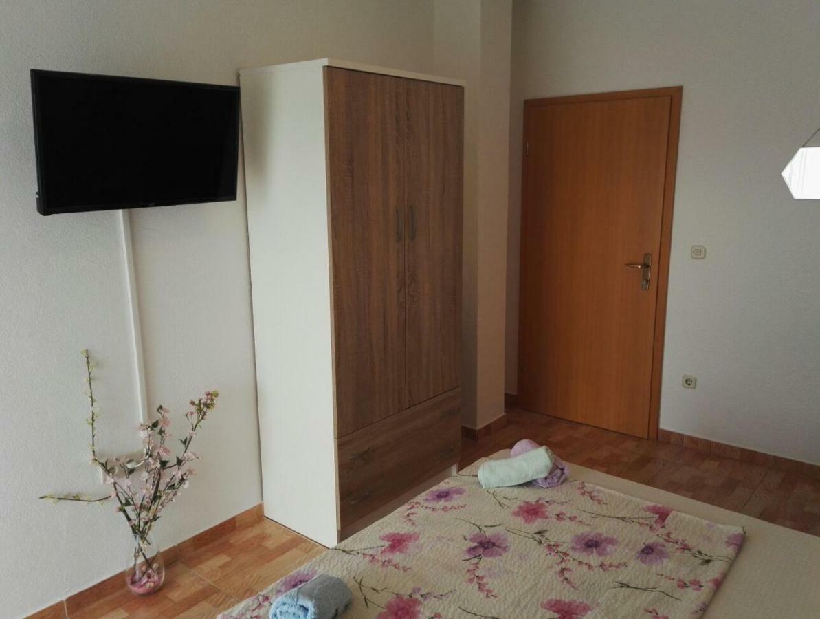 Studio Apartmani Ravlic Makarska Luaran gambar